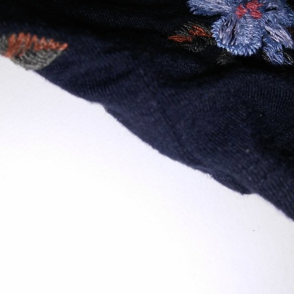 American Eagle Outfitters One Piece Romper Medium Black Red Stretch Floral Embro - Picture 13 of 14